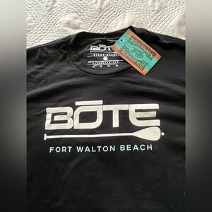 BOTE FT Walton Beach Black Graphic Tee NWT